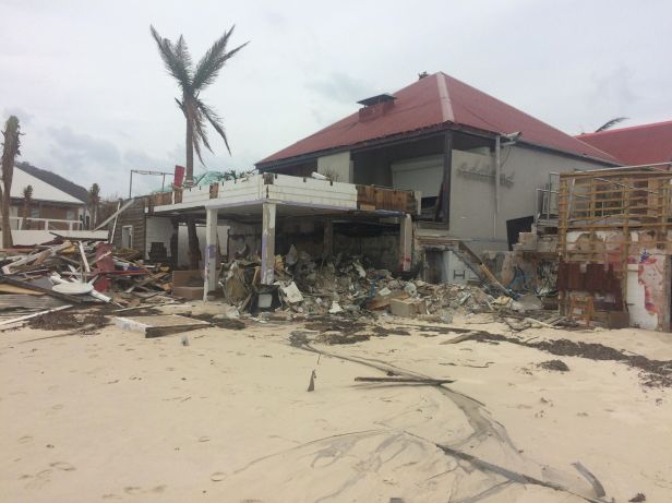 41033735_233098510669675_5840445401257213952_n